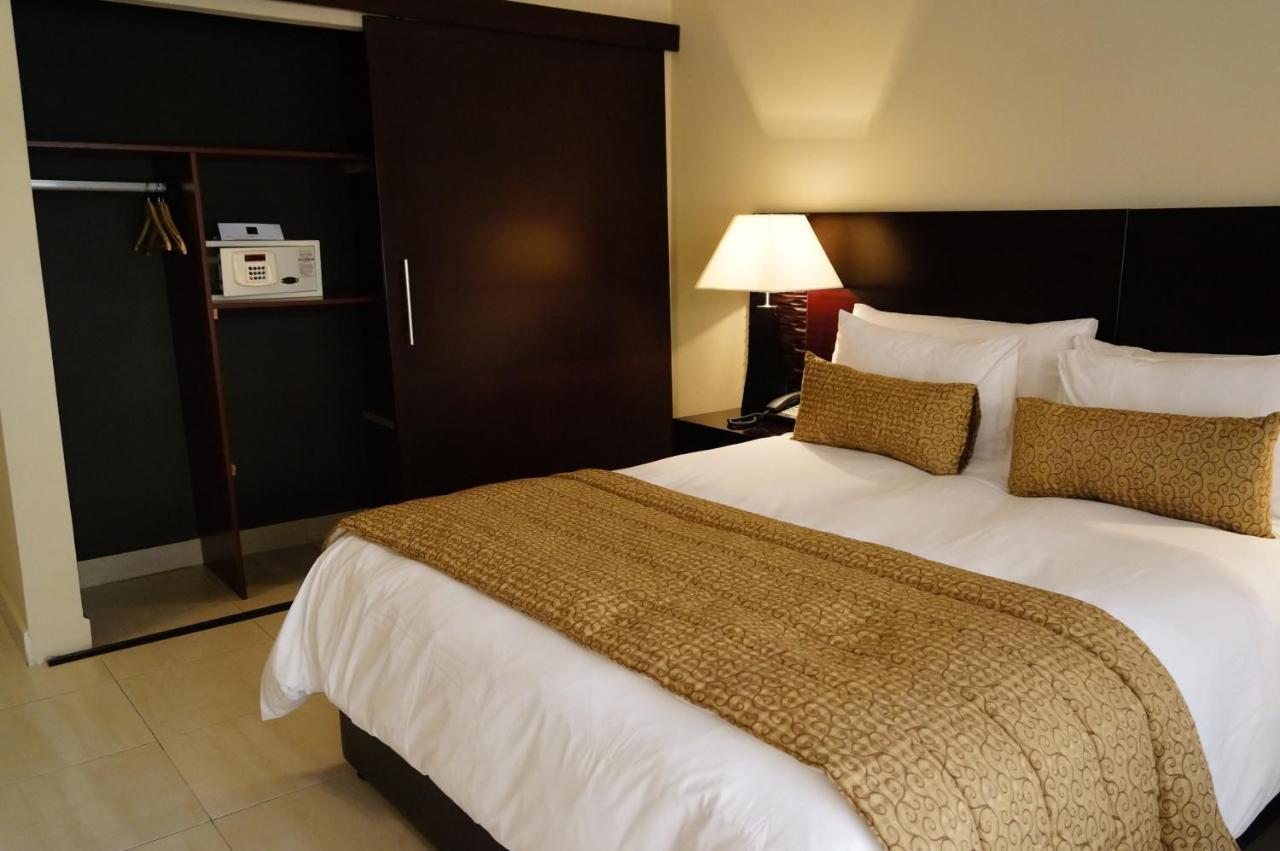 Hotel Royal 킨샤사 외부 사진